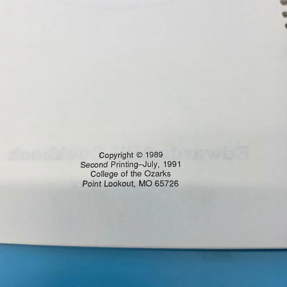 Edwards Mill Cookbook‎ Betty Stafford College of the Ozarks 1991 Spiral Vintage